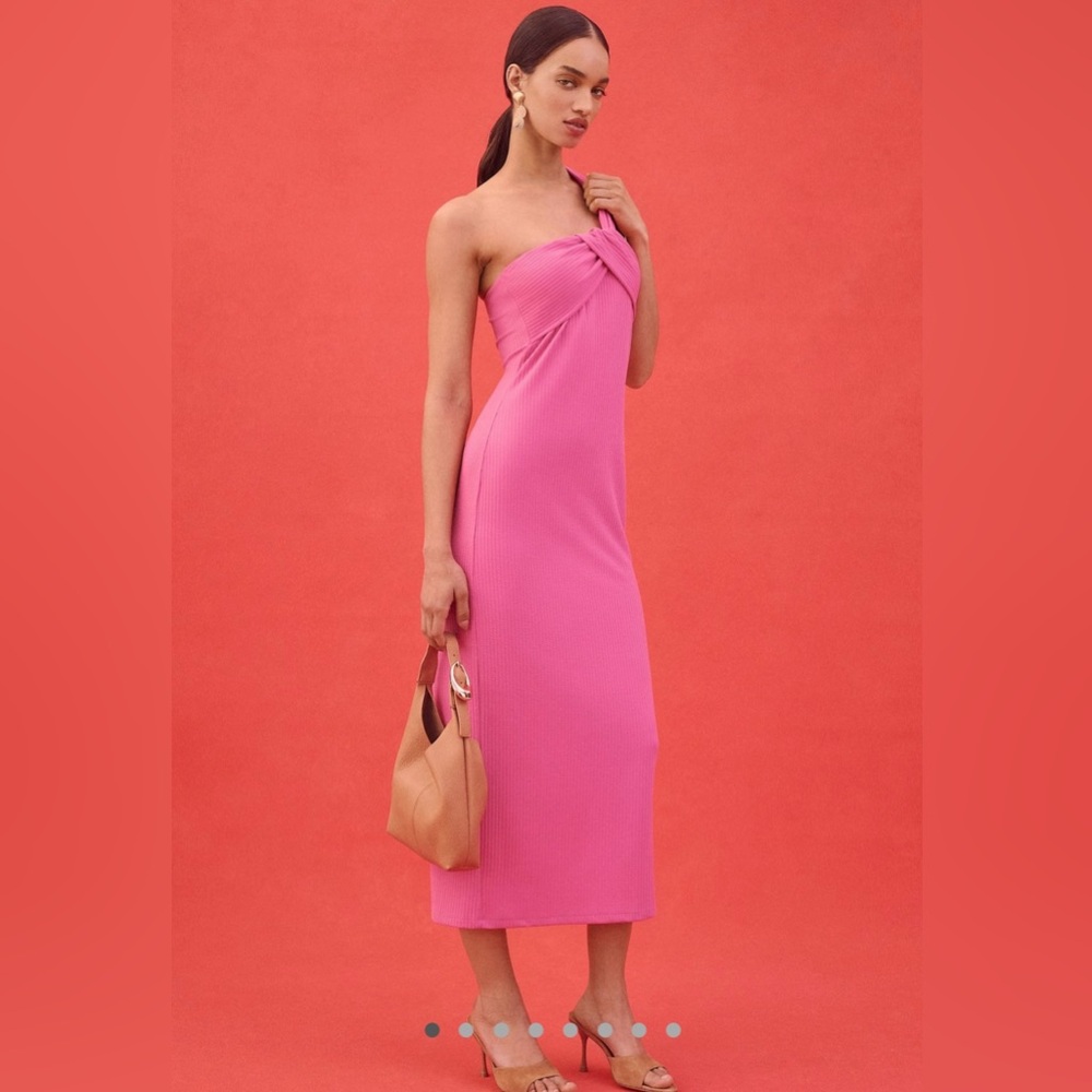 Elegant Pink Strapless Dress